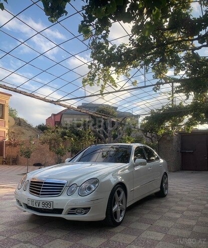Mercedes E 280-2