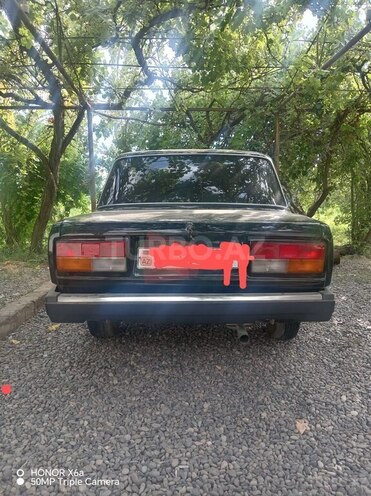 LADA (VAZ) 2107 2005, 60,000 km - 1.3 л - Salyan