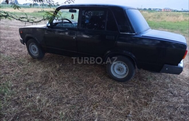 LADA (VAZ) 2107 2003, 85,000 km - 1.6 л - Masallı
