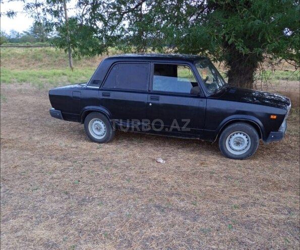 LADA (VAZ) 2107 2003, 85,000 km - 1.6 л - Masallı