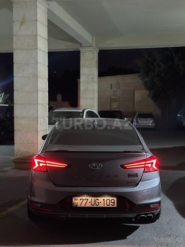 Hyundai Elantra 2019, 76,800 km - 1.6 л - Bakı