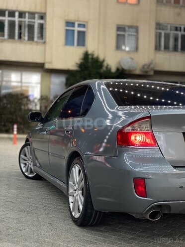 Subaru Legacy-3