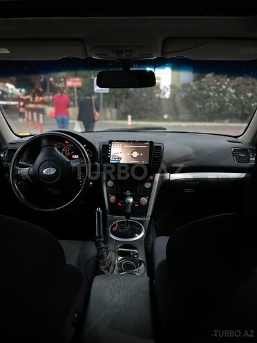 Subaru Legacy-10