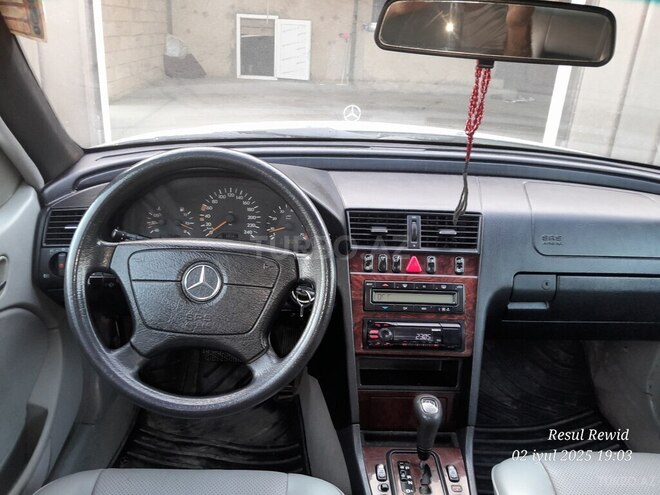 Mercedes C 200 1999, 278,212 km - 2.0 л - Sumqayıt