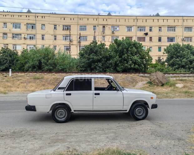 LADA (VAZ) 2107 2003, 60,000 km - 1.6 л - Şirvan