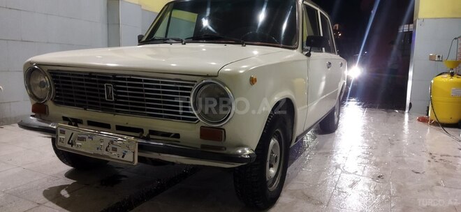 LADA (VAZ) 21011 1976, 95,000 km - 1.3 l - Quba