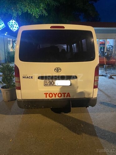Toyota HiAce 2008, 200,000 km - 2.7 л - Quba