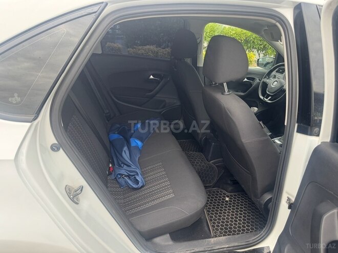 Volkswagen Polo 2019, 84,000 km - 1.6 l - Bakı