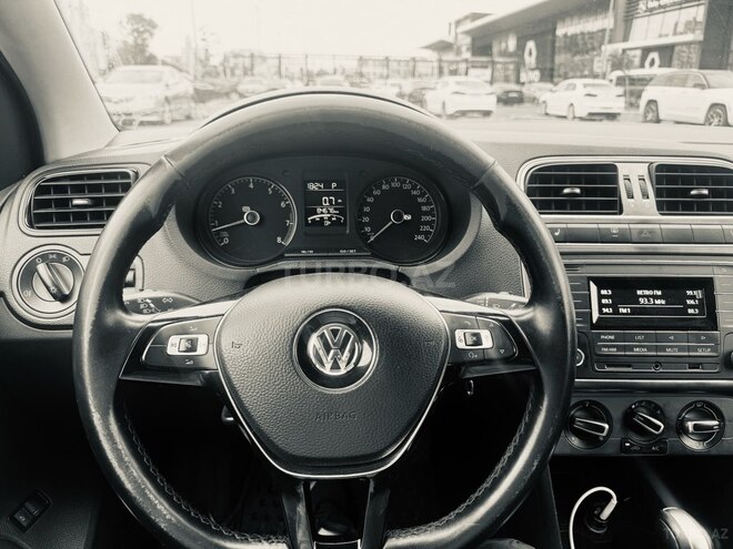 Volkswagen Polo 2019, 84,000 km - 1.6 l - Bakı