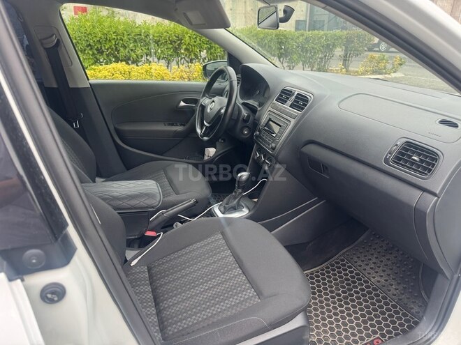 Volkswagen Polo 2019, 84,000 km - 1.6 l - Bakı