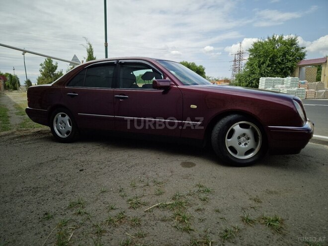 Mercedes E 230 1997, 397,000 km - 2.3 l - Gəncə