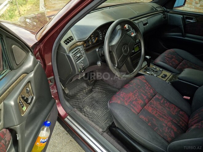 Mercedes E 230 1997, 397,000 km - 2.3 l - Gəncə
