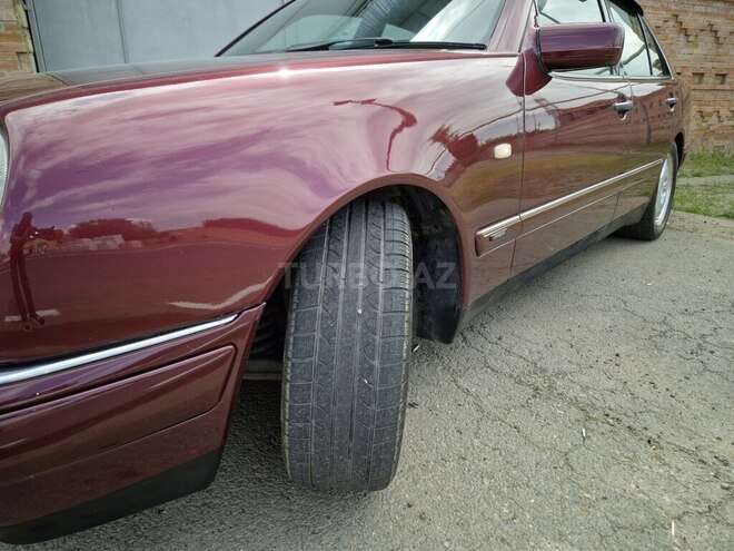 Mercedes E 230 1997, 397,000 km - 2.3 l - Gəncə