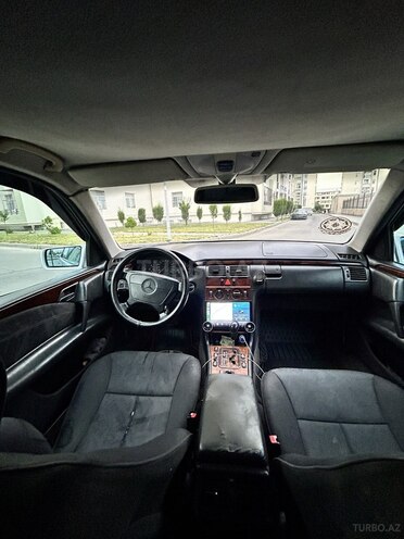 Mercedes E 200 1998, 340,000 km - 2.0 l - Gəncə