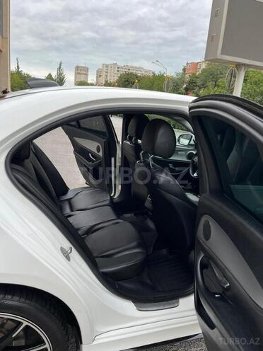 Mercedes E 200 d 2018, 490,000 km - 2.0 l - Bakı