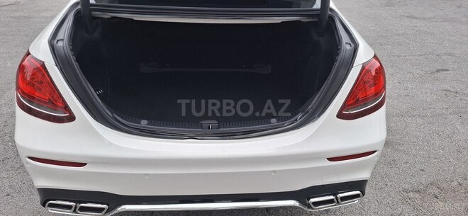 Mercedes E 200 d 2018, 490,000 km - 2.0 l - Bakı