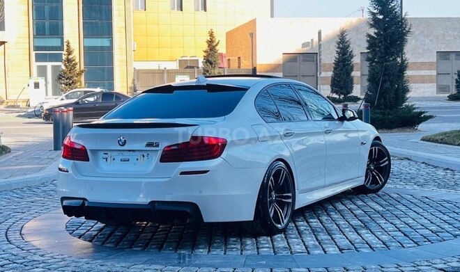 BMW 525 2015, 210,000 km - 2.0 l - Bakı