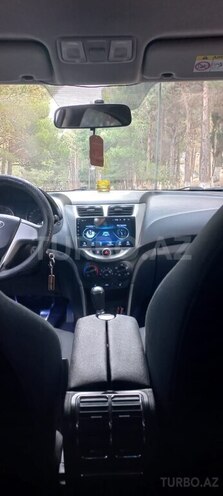 Hyundai Accent 2015, 218,050 km - 1.4 l - Sumqayıt