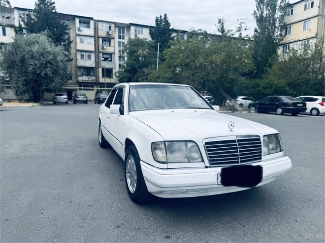 Mercedes E 220 1995, 395,274 km - 2.2 l - Bakı