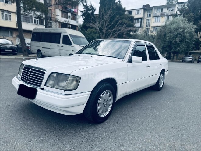 Mercedes E 220 1995, 395,274 km - 2.2 l - Bakı