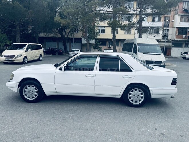 Mercedes E 220 1995, 395,274 km - 2.2 l - Bakı