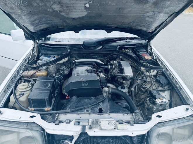 Mercedes E 220 1995, 395,274 km - 2.2 l - Bakı