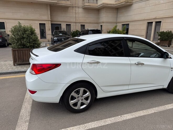 Hyundai Accent 2013, 394,000 km - 1.6 l - Bakı