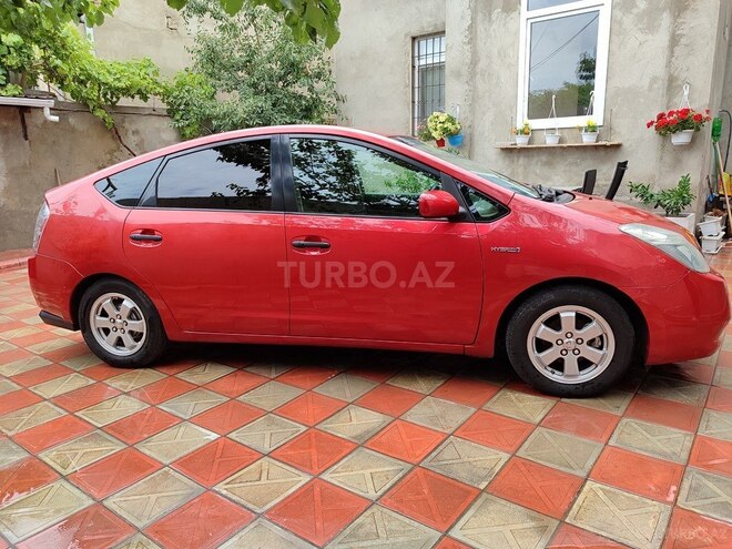 Toyota Prius-3