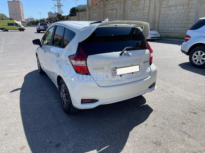 Nissan Note-5