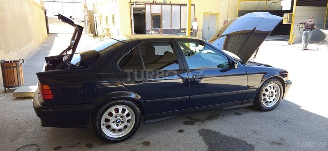 BMW 318 1994, 460,000 km - 1.8 l - Bakı