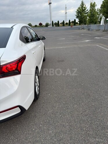 Hyundai Accent 2022, 94,500 km - 1.6 л - Bakı