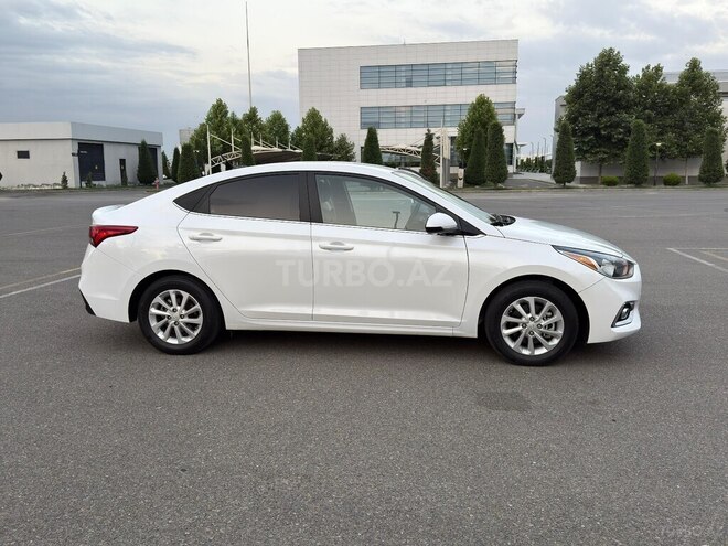 Hyundai Accent 2022, 94,500 km - 1.6 л - Bakı