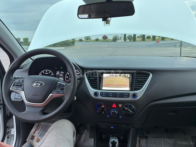 Hyundai Accent 2022, 94,500 km - 1.6 л - Bakı