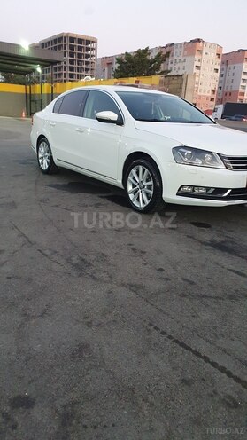 Volkswagen Passat 2013, 205,000 km - 1.8 л - Sumqayıt