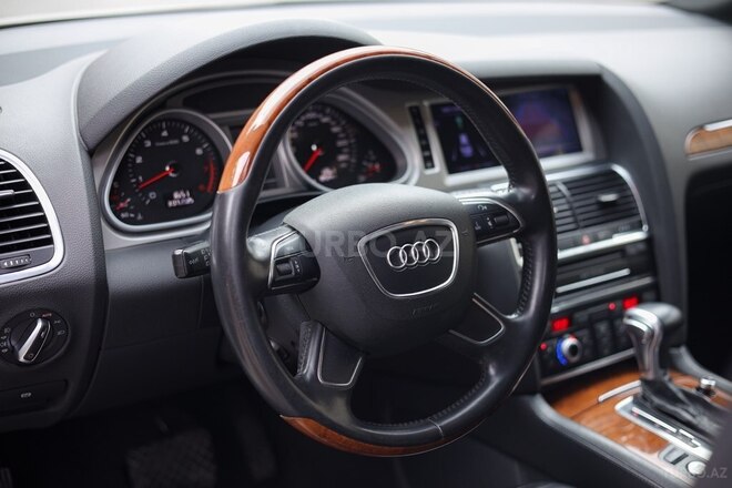Audi Q7 2014, 185,000 km - 3.0 l - Bakı