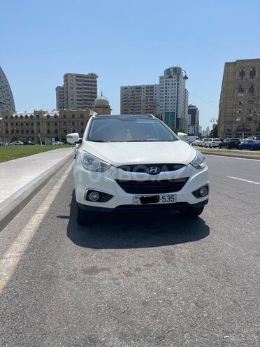 Hyundai ix35 2010, 230,000 km - 2.0 l - Bakı