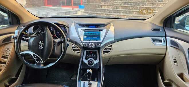 Hyundai Elantra 2011, 228,000 km - 1.8 l - Bakı