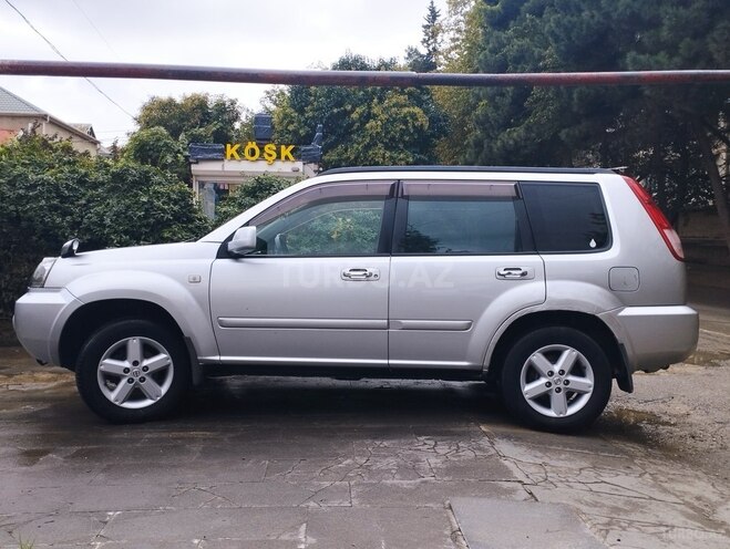 Nissan X-Trail 2004, 235,000 km - 2.0 l - Bakı