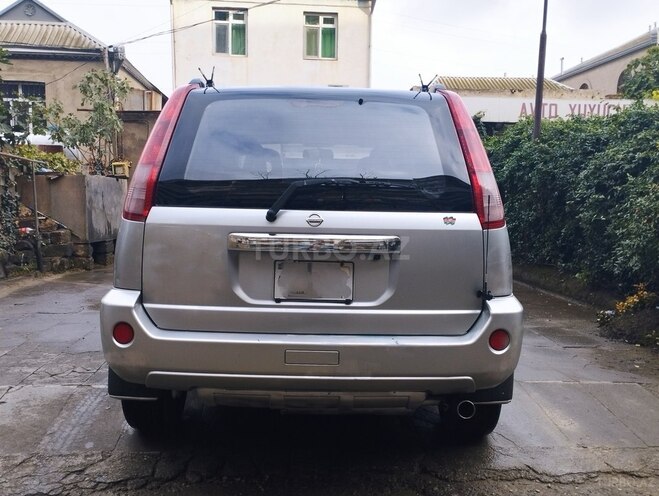 Nissan X-Trail 2004, 235,000 km - 2.0 l - Bakı