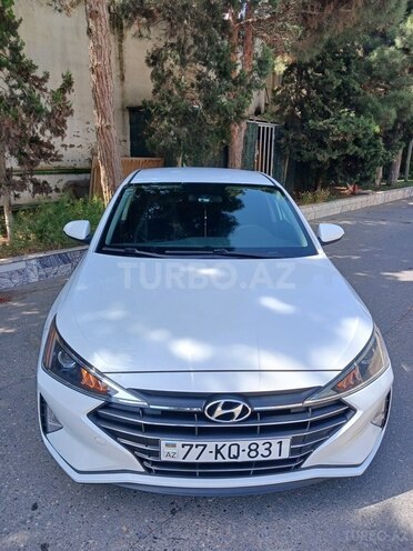 Hyundai Elantra 2018, 177,028 km - 2.0 l - Bakı