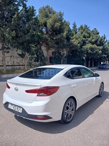 Hyundai Elantra 2018, 177,028 km - 2.0 l - Bakı
