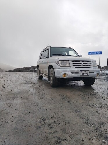 Mitsubishi Pajero io 2000, 438,789 km - 2.0 л - Yevlax