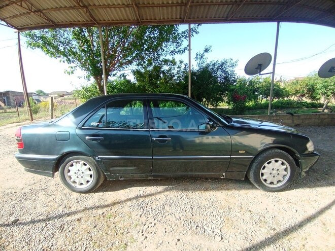 Mercedes C 220 1997, 698,311 km - 2.2 л - Cəlilabad