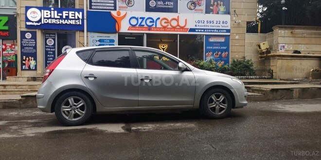 Hyundai i30 2009, 215,000 km - 1.6 l - Bakı