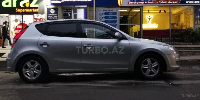 Hyundai i30 2009, 215,000 km - 1.6 l - Bakı