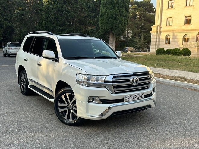 Toyota Land Cruiser-5