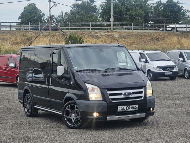 Ford Transit-2
