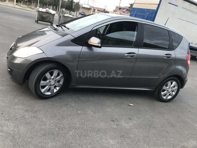 Mercedes A 180 2010, 167,000 km - 1.7 l - Sumqayıt