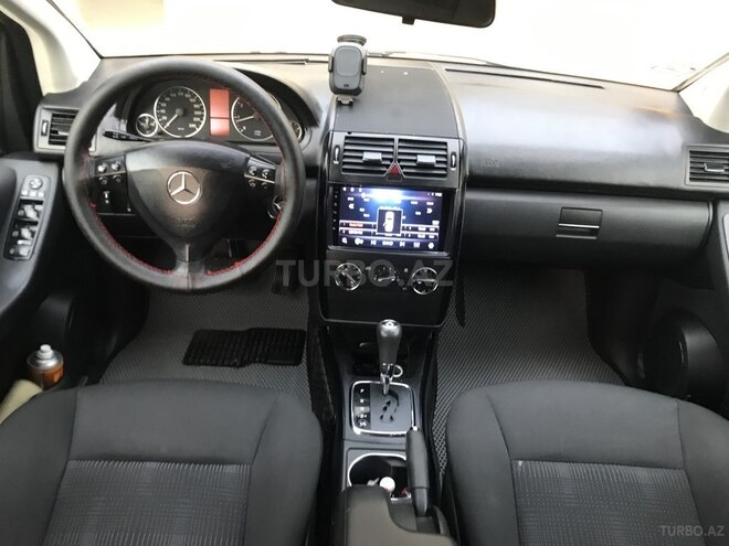 Mercedes A 180 2010, 167,000 km - 1.7 l - Sumqayıt