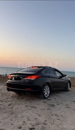 Hyundai i40 2014, 100,000 km - 2.0 l - Bakı